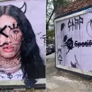 Preocupacin por el cartel de Lali vandalizado: apareci con cuchillos y cuernos dibujados