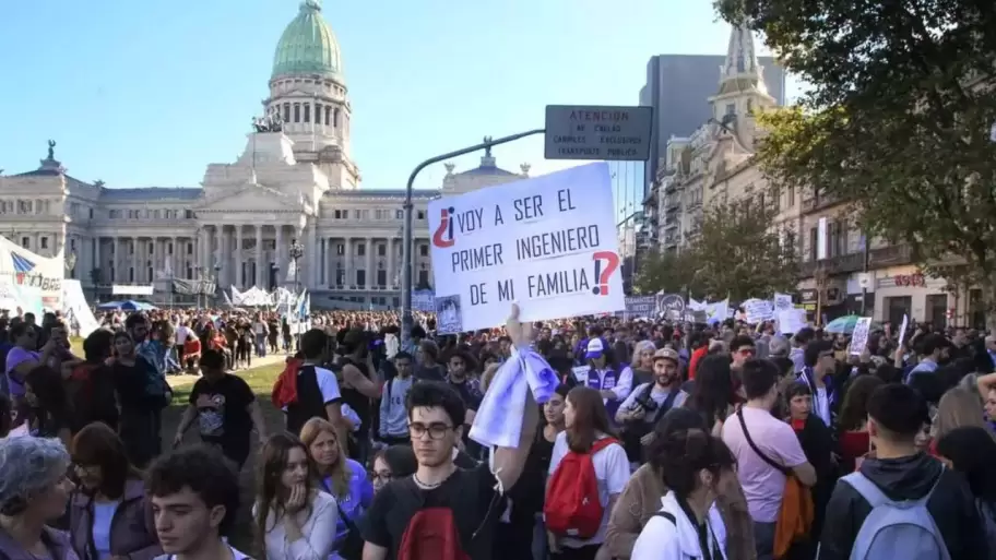 El pueblo confa en el Congreso para ir contra el veto de Milei