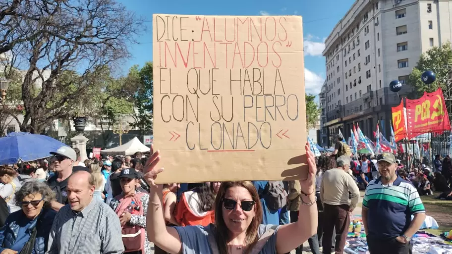 Los mejores carteles de la marcha universitaria, parte II