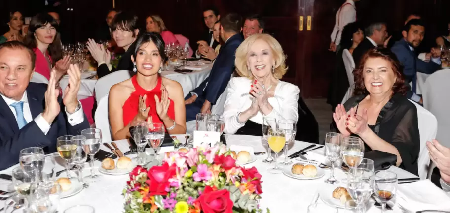 Mirtha Legrand le neg el saludo (y la foto) a Garca Moritn en una gala