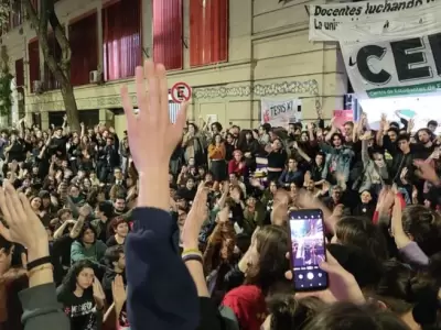 La Facultad de Filosof�a y Letras de la UBA durante una jornada de lucha tras el veto a la Ley de Financiamiento Universitario.