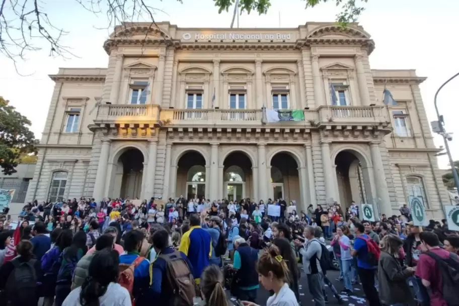 Javier Milei golpea a la salud mental, sin medir las consecuencias