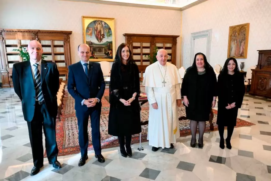 La vicepresidenta tuvo una audiencia con el Sumo Pontfice en el Vaticano