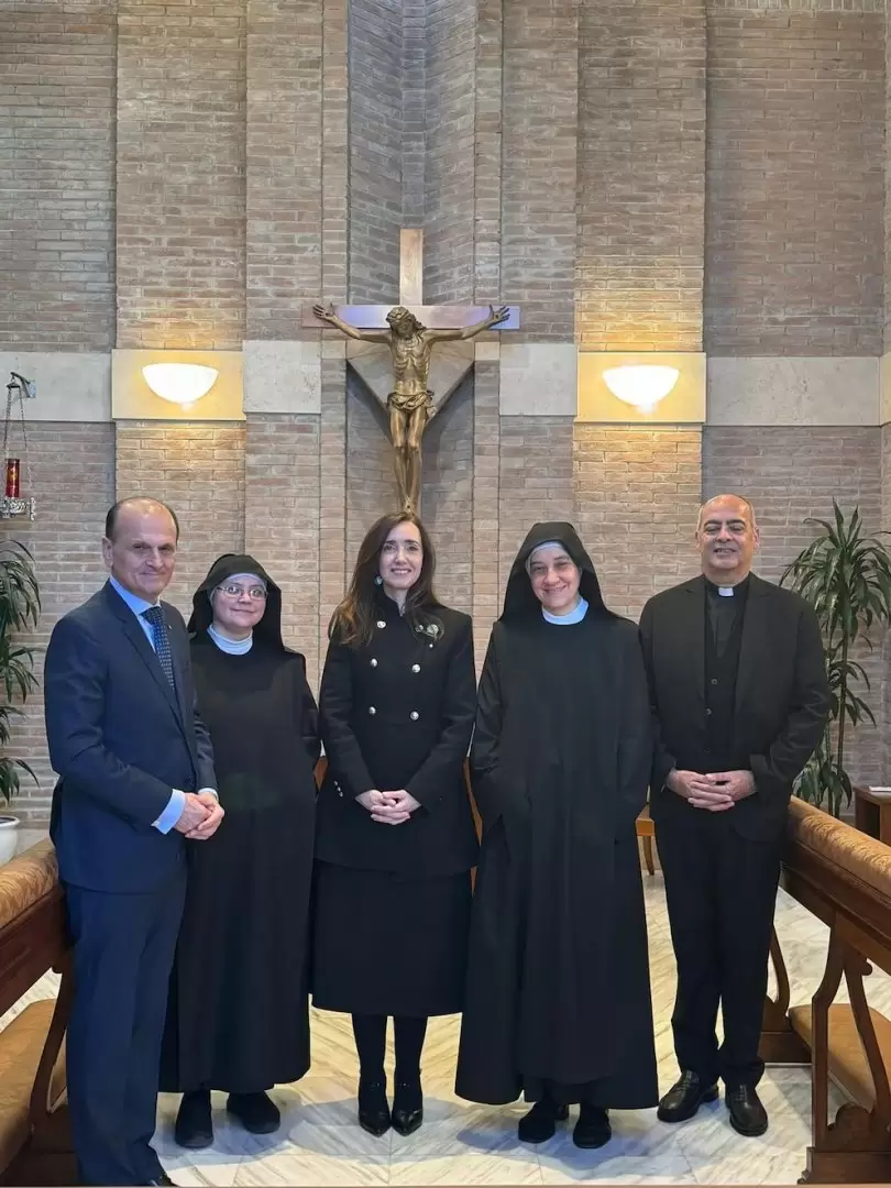 Con las monjas benedictinas argentinas que viven en El Vaticano