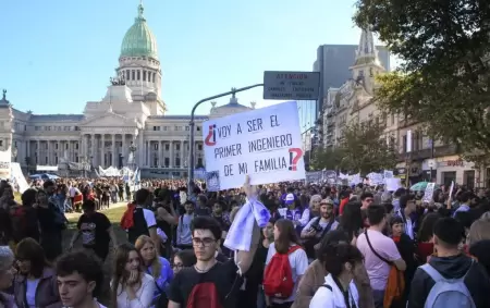 Nueva marcha universitaria