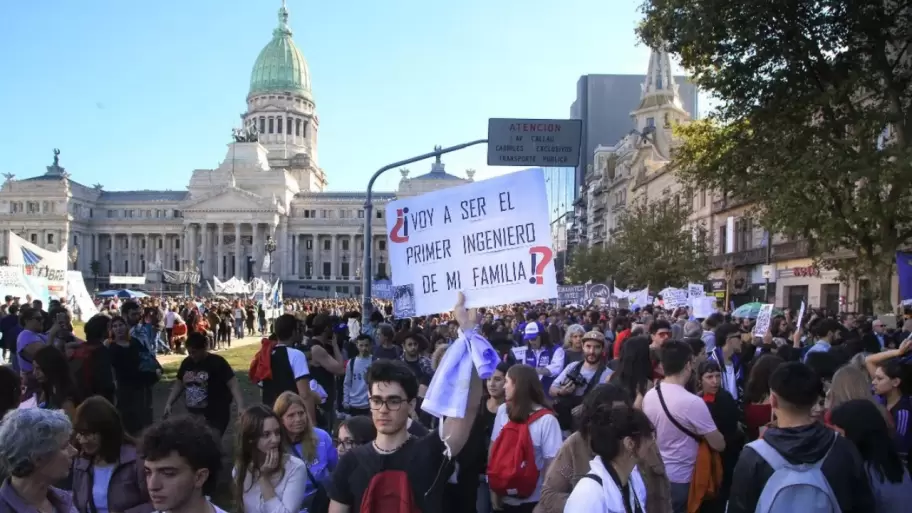 Nueva marcha universitaria con un paro de 48 de horas