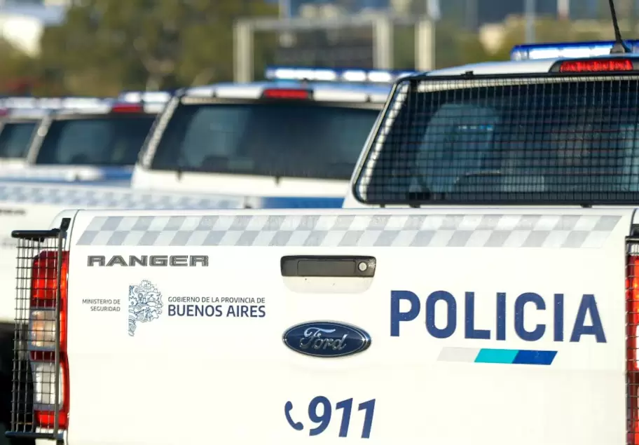 Policas bonaerenses fueron capturados en u auto que tena pedido de captura