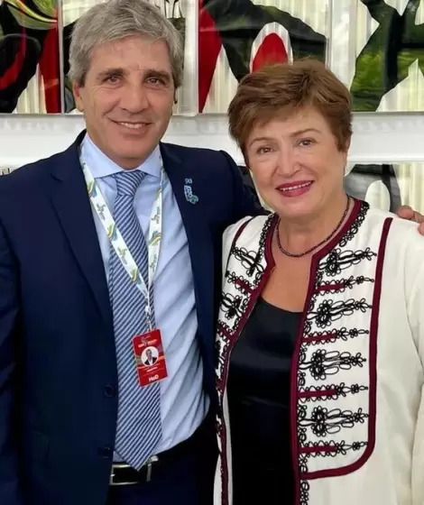 La foto del encuentro de 2024 entre Luis Caputo y Kristalina Georgieva.