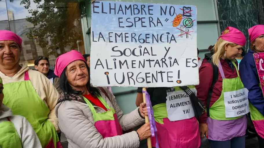 UTEP durante la fila del hambre en los primeros meses de gestin libertaria