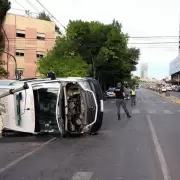 Tena 27 aos, la embisti un conductor alcoholizado y sus lesiones se agravaron por el vuelco de la ambulancia que la trasladaba