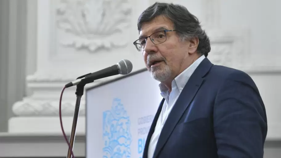 Alberto Sileoni, director general de Cultura y Educacin de la Provincia de Buenos Aires, defendi el programa Identidades Bonaerenses