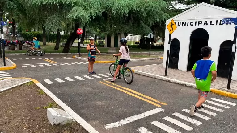 Ocurri en el barrio La Bajada: un vecino golpe a un nene de once aos hasta fracturarlo