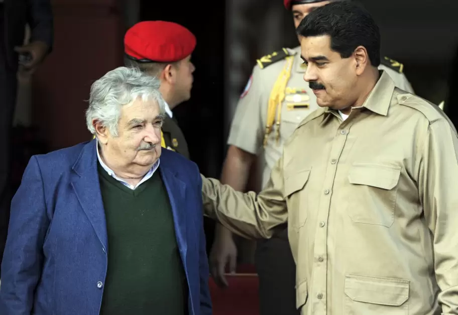 Pepe Mujica y Nicols Maduro