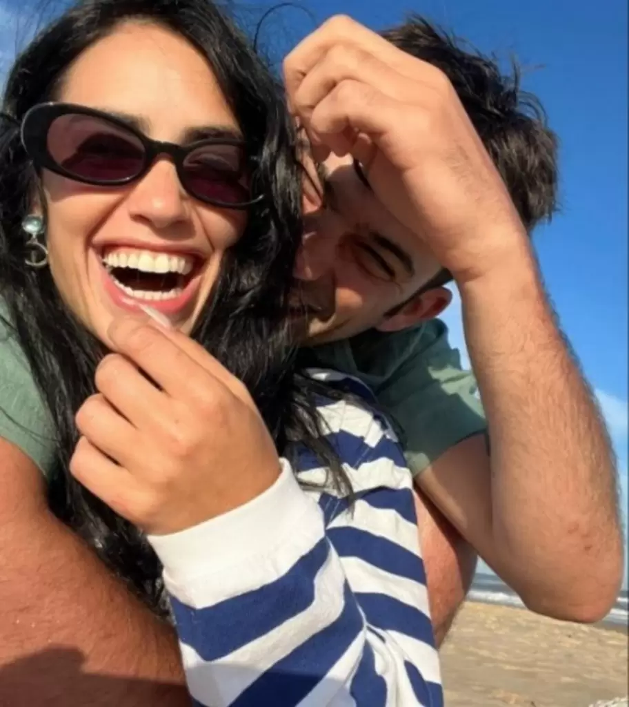 Lali ayud a su novio en una batalla familiar