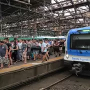 Sigue la medida de fuerza: los trenes circulan a 30 kilmetros por hora causando demoras y cancelaciones