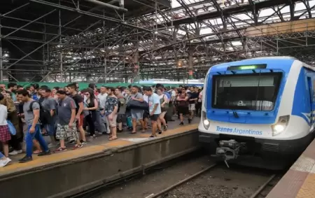 Sigue la medida de fuerza de La Fraternidad: los trenes circulan a 30 kilmetros por hora