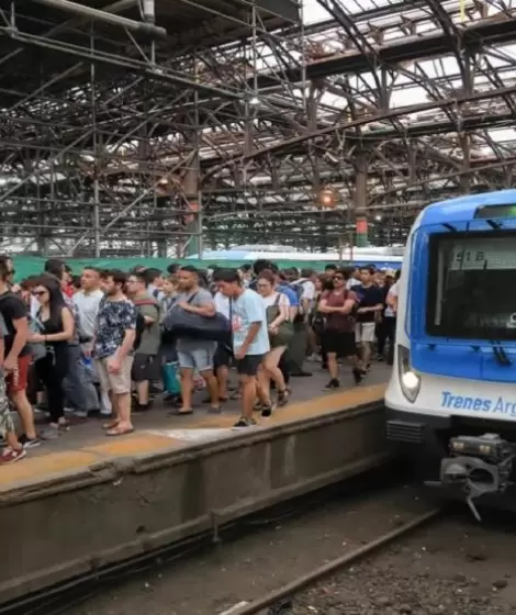 Sigue la medida de fuerza de La Fraternidad: los trenes circulan a 30 kilmetros por hora