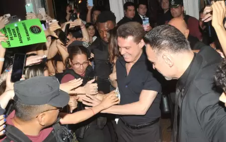 Luis Miguel se dirigi a comer a la afamada parrilla ubicada en el barrio de Palermo.