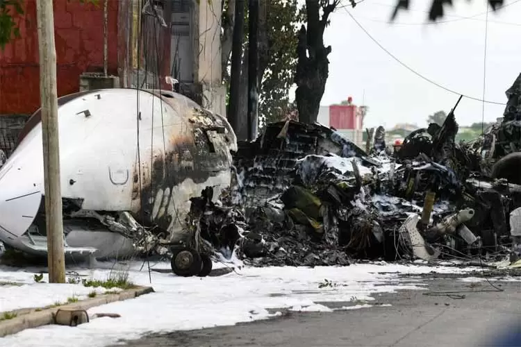 Los pilotos podran haber fallecido por intoxicacin con monxido de carbono.