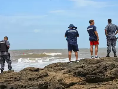 Se haba arrojado junto a amigos para rescatar a una compaera de trabajo