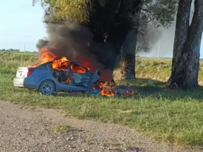 Un hombre degoll a su pareja y luego se quit la vida tras chocar el auto contra un rbol en la provincia.