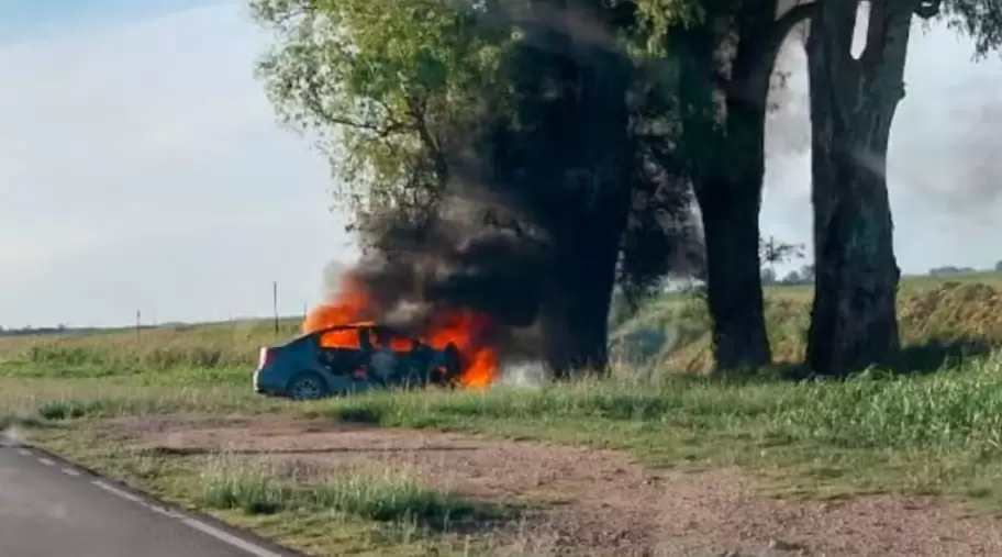 Un hombre degoll a su pareja y luego se quit la vida tras chocar el auto contra un rbol en la provincia.