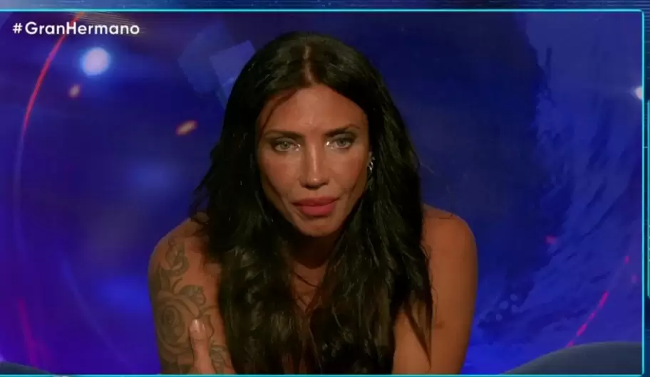 Andrea Lzaro abandon Gran Hermano por sus fuertes dolores de cabeza y su poca fuerza en las pruebas del lder