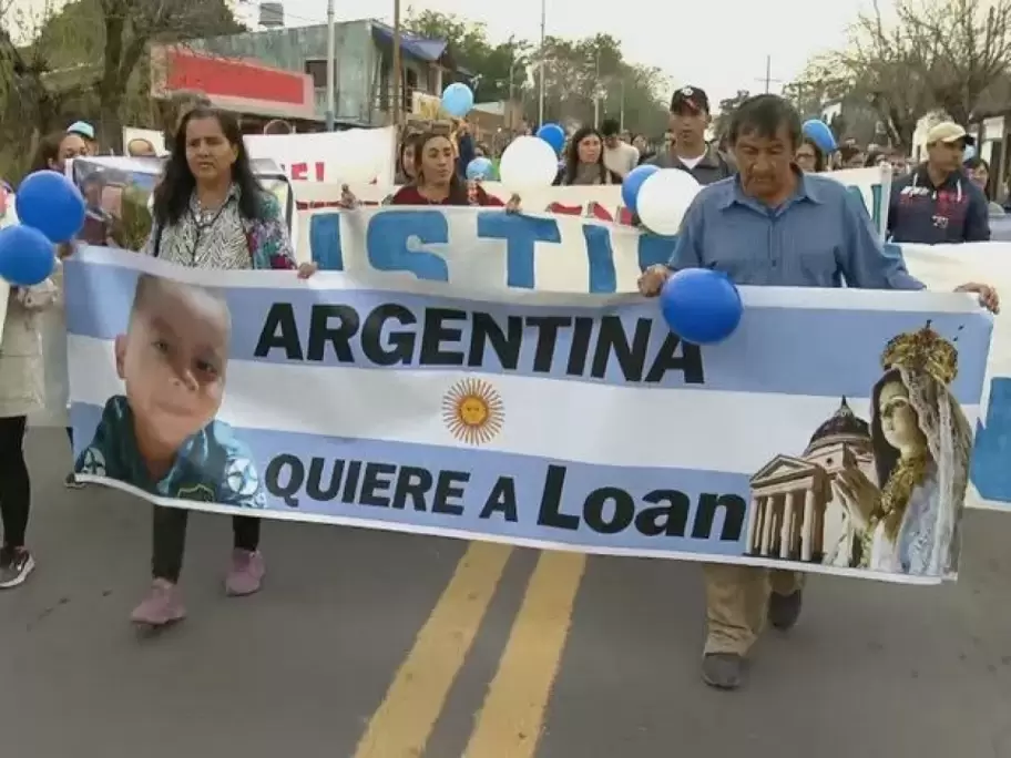 Marcha por la aparición con vida de Loan Peña