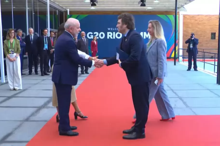 El fro saludo entre Lula da Silva y Javier Milei durante la recepcin de la reunin del G20 que se realiz en Ro de Janeiro.