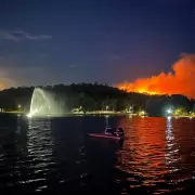 El fuego no da tregua: el incendio en Epuyn destruy ms de 2000 hectreas y ya evacuaron a 200 viviendas