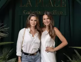 Pampita apual por la espalda a la China Surez y la catalog de roba maridos