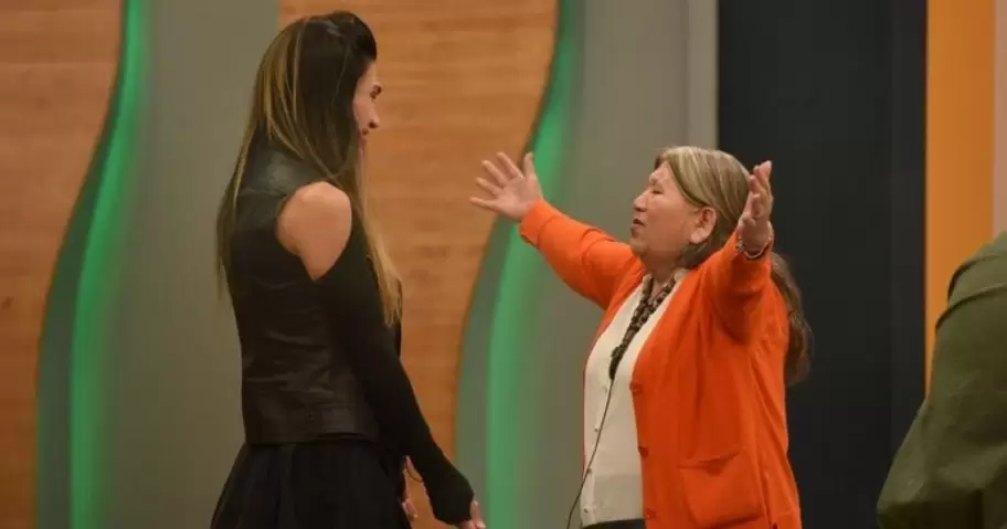 La casa de Gran Hermano se congel para recibir a la mam de Luciana Martnez