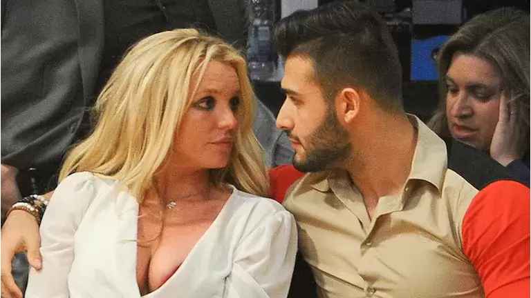 Britney Spears  y Sam Asghari