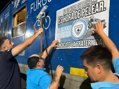 "No es hora de llorar... es hora de luchar"