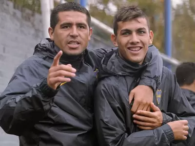 Juan Romn Riquelme y Leandro Paredes, cuando compartan plantel en Boca Juniors.