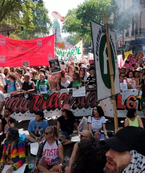 Marcha Federal LGTBIQ+: los manifestantes se movilizan a la Plaza de Mayo