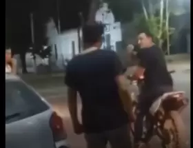 El hecho sucedi en Saladillo y el hombre fue increpado por vecinos