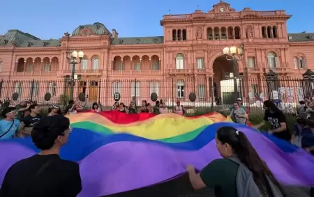 El Gobierno le baj el precio a la marcha LGBT y confirm que ir por la eliminacin de la figura de femicidio