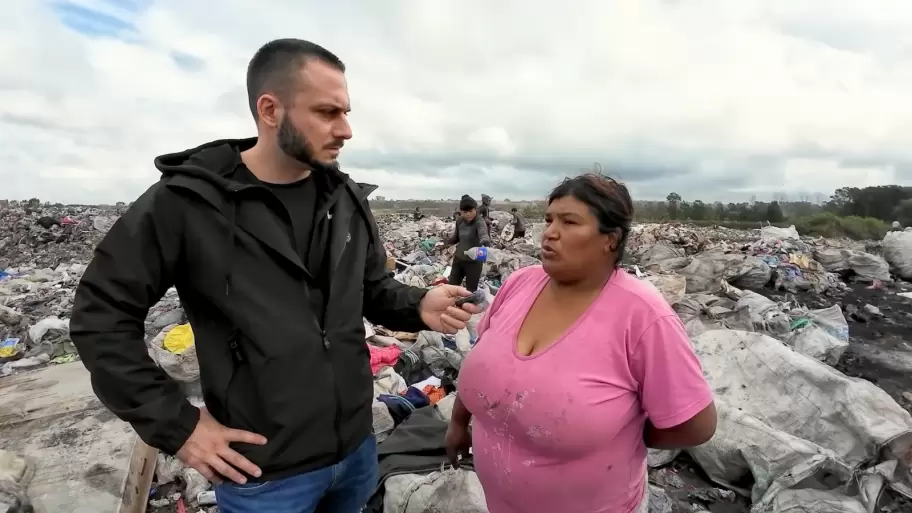 Toms "Tomi" Munaretto en el basura a cielo abierto mas grande de la Argentina.