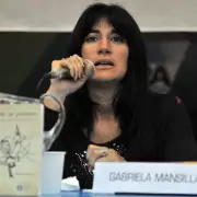 Gabriela, la mam de la primera nia trans se pronunci contra Milei: "Nos quieren borrar, pero vamos a seguir existiendo"