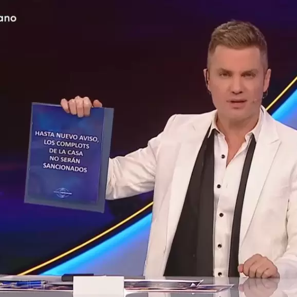 Santiago del Moro anunci que, hasta prximo aviso, los complots entre jugadores de Gran Hermano no sern sancionados.