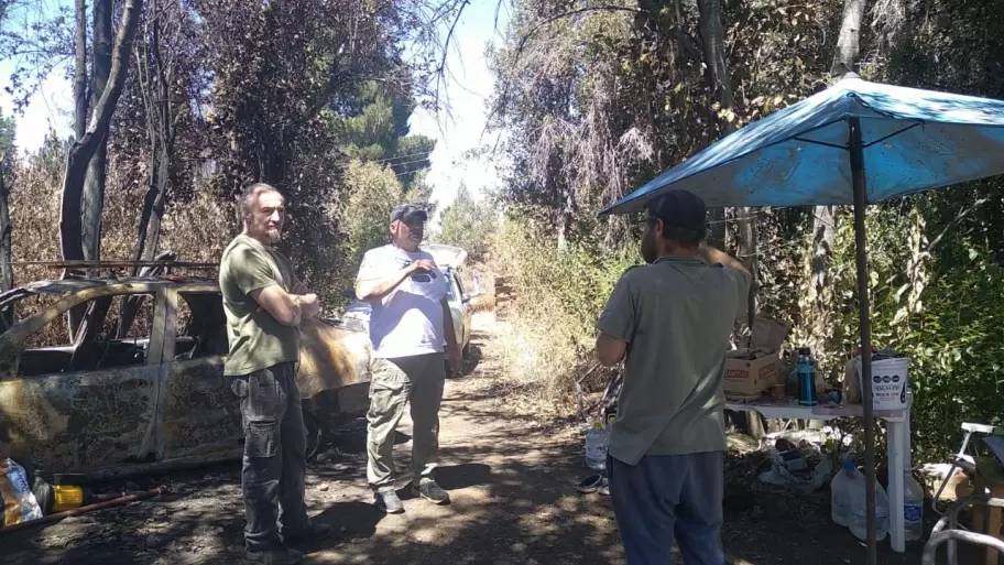 La nueva tarea solidaria del grupo RockporBolsn es la de ayudar en la reconstruccin de las casas que se perdieron por el fuego.