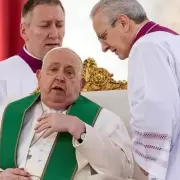 Alerta en el Vaticano: el Papa Francisco pas "una buena noche", pero sigue en estado crtico