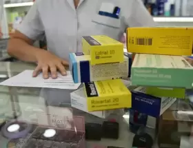 Milei desregul� los precios en las prepagas y se desat� un caos en la salud p�blica.