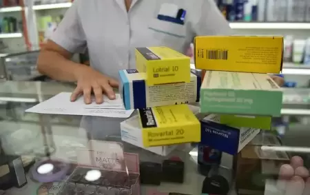 Milei desregul� los precios en las prepagas y se desat� un caos en la salud p�blica.