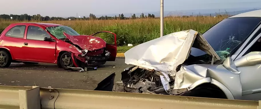 Corran picadas, chocaron y un joven falleci