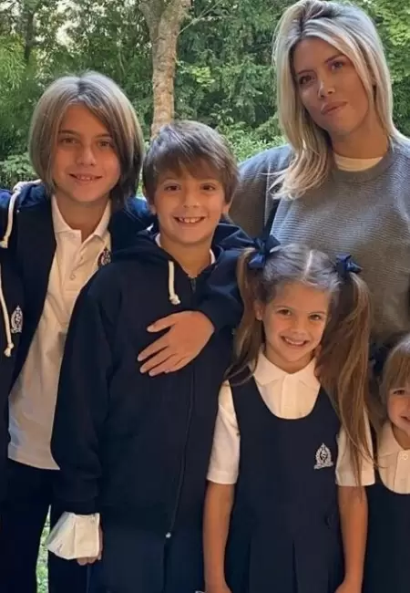 Wanda Nara y sus cinco hijos