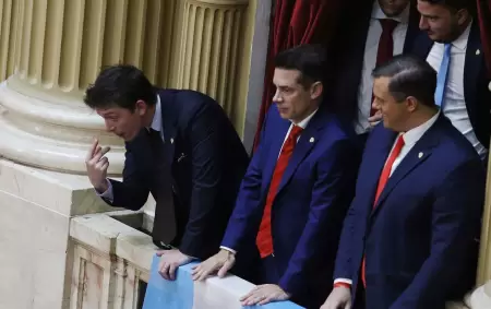 As amenazaba Santiago Caputo a Manes durante el discurso de apertura de sesiones ordinarias de Milei