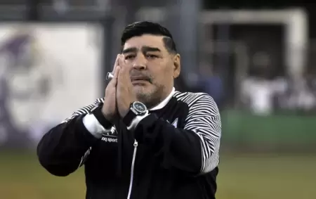 Diego Armando Maradona y un juicio para saber cómo fue su muerte que se retrasa nuevamente