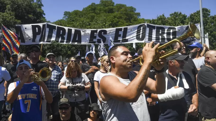 La CGT anunci un paro total de actividades para el 10 de abril